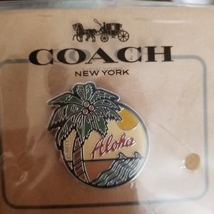 COACH HAWAII ALOHA ENAMEL PIN